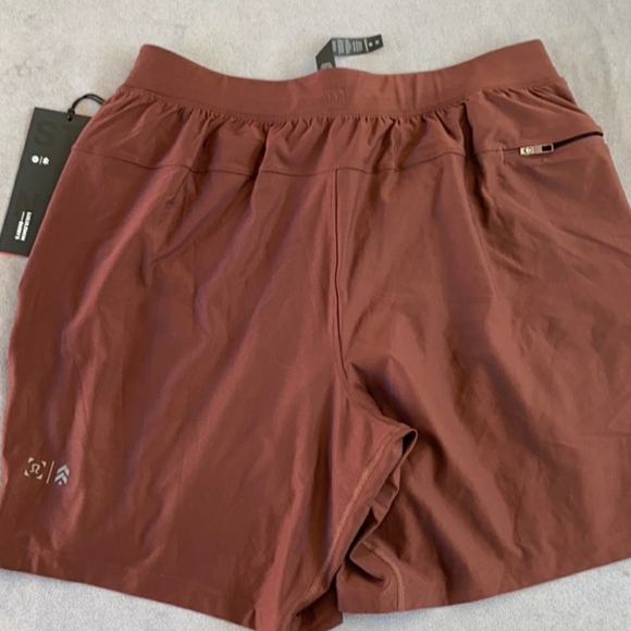 Lululemon x Barry's Sronger as One Lined 7" Shorts - Picture 8 of 8